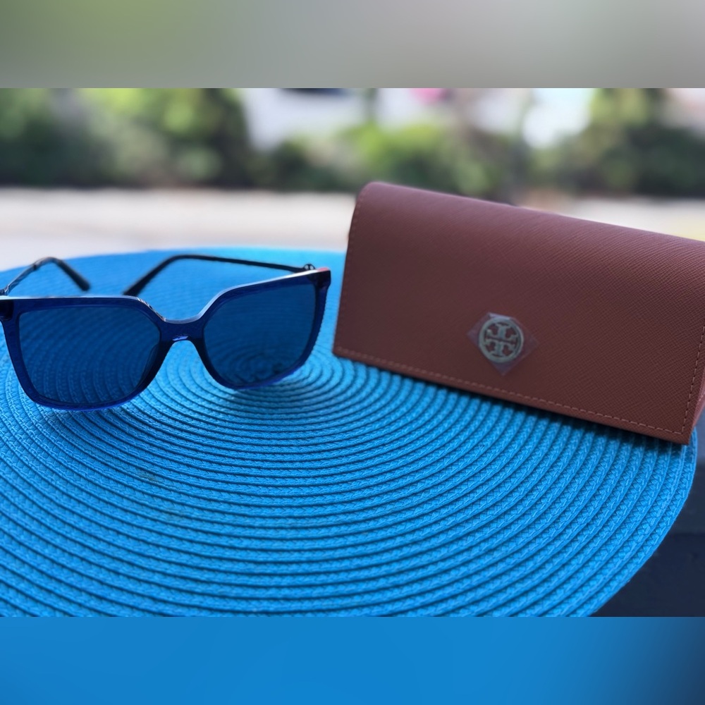 Tory Burch Blue Sunglasses Sleek Design